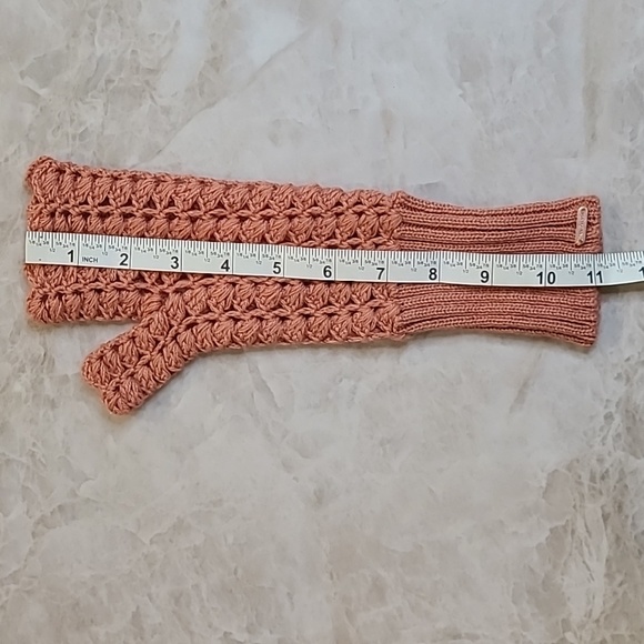 Free People Crochet Acrylic Fingerless Gloves - Picture 7 of 7